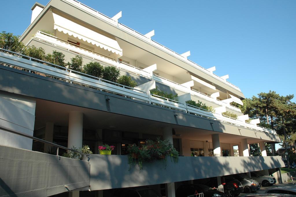 Residence Isvico Lignano Sabbiadoro Exteriér fotografie